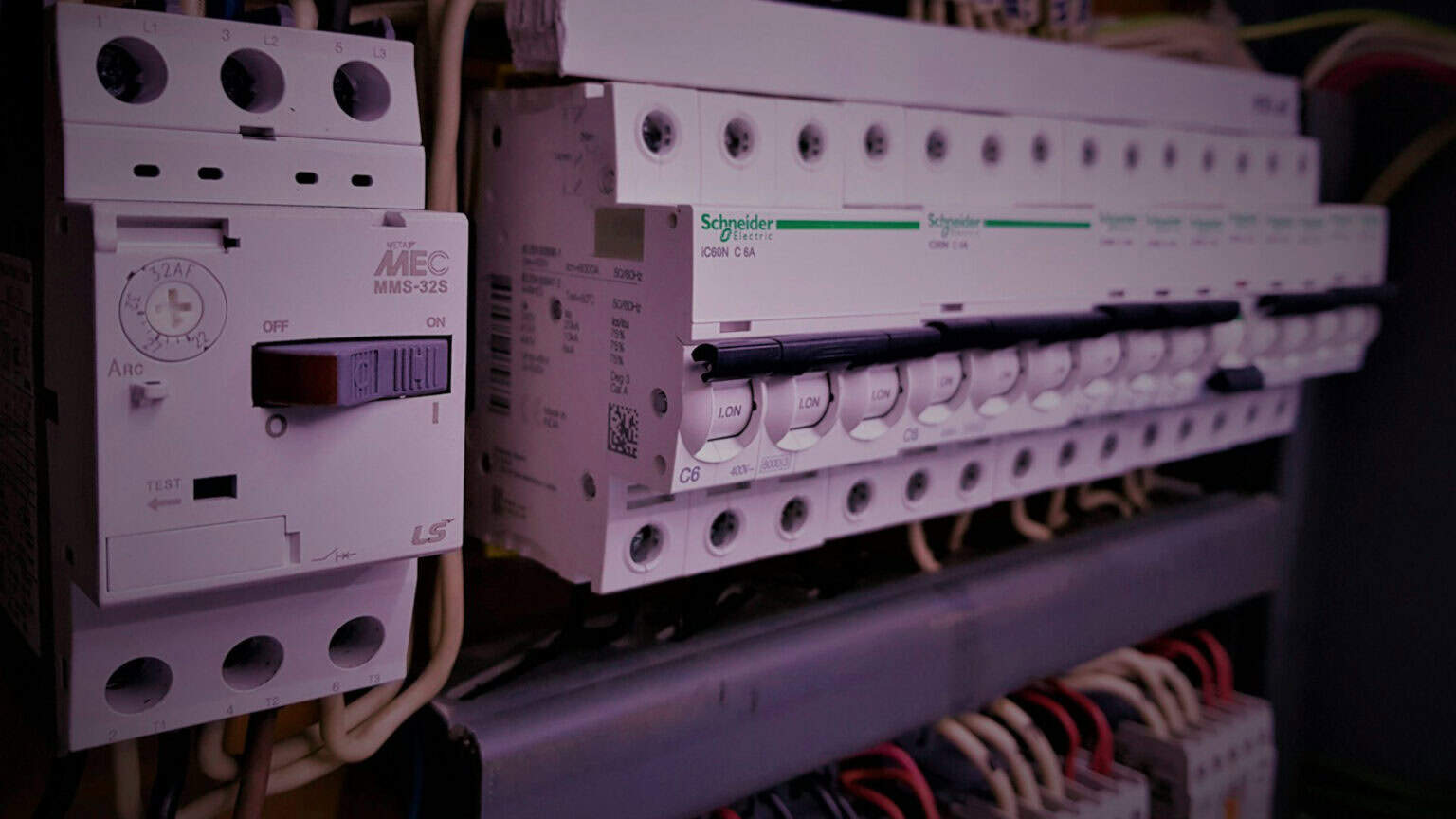 Energy and power monitoring application for edge gateway data collection