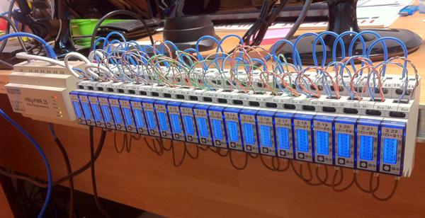M-Bus energy meters connected to a LAN gateway for Modbus TCP and SNMP data collection